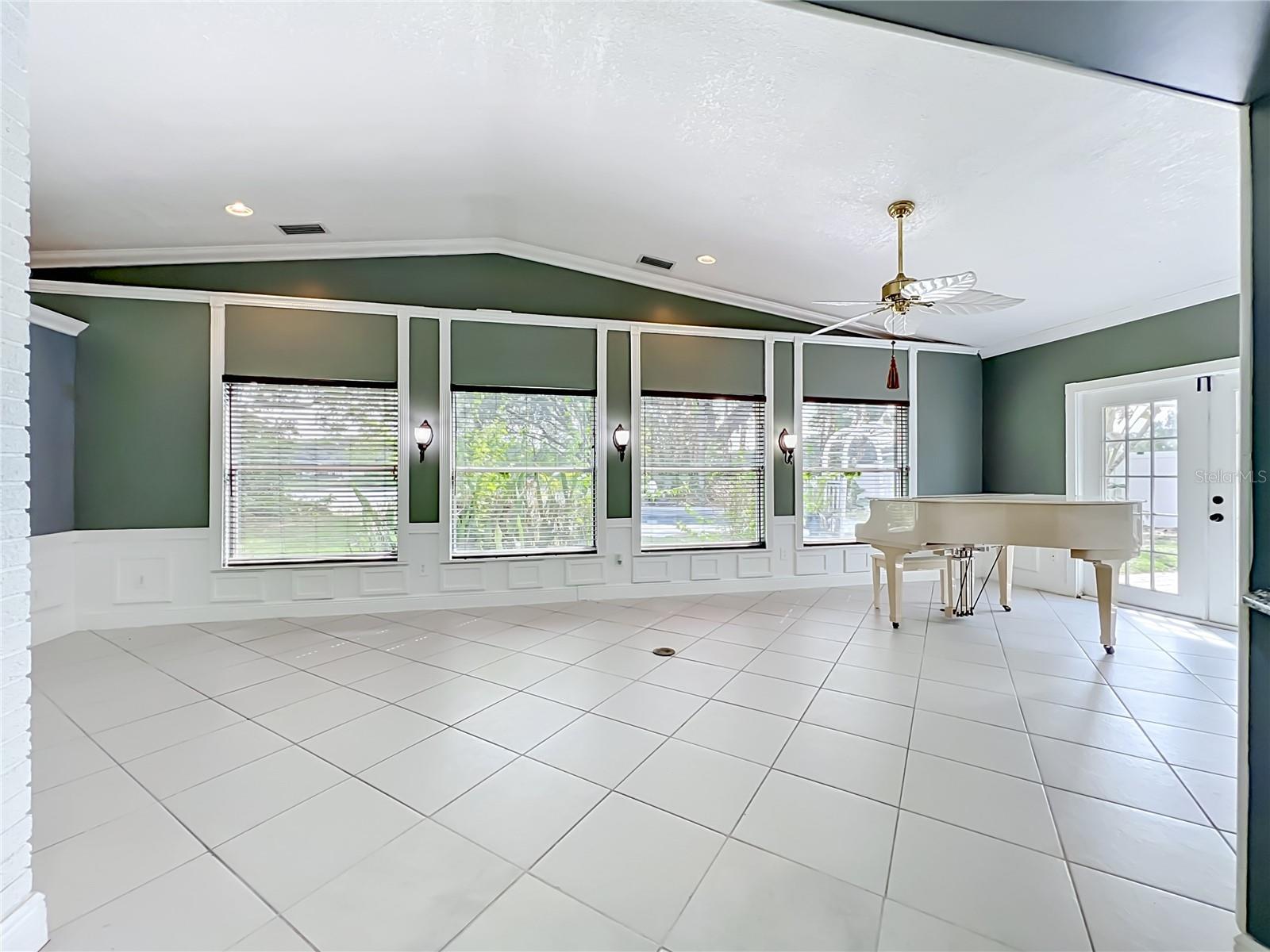 3417 PERSHING AVE, ORLANDO, FL, 32812