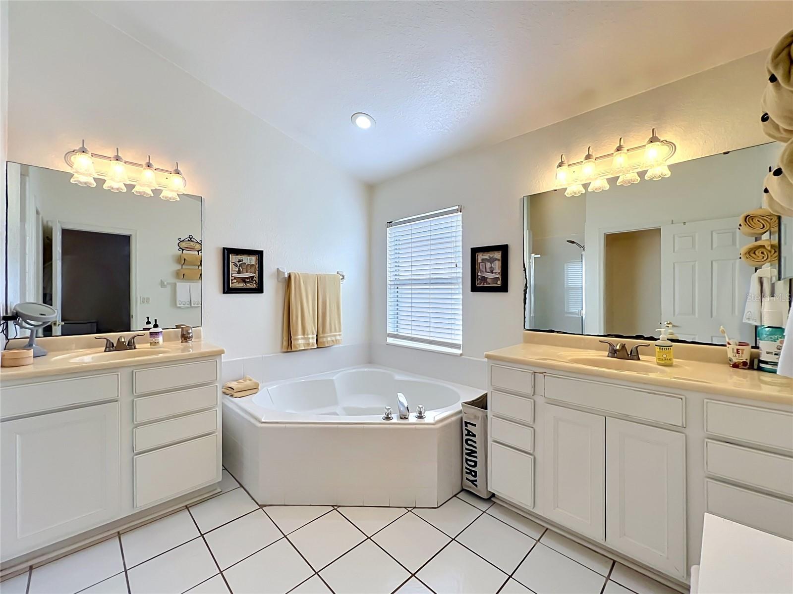 907 GLEN ABBEY CIR, WINTER SPRINGS, FL, 32708