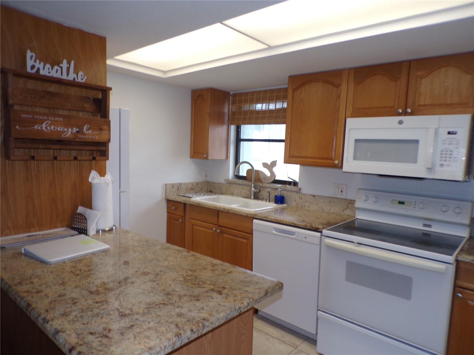 1461 AQUI ESTA DR #B4, PUNTA GORDA, FL, 33950