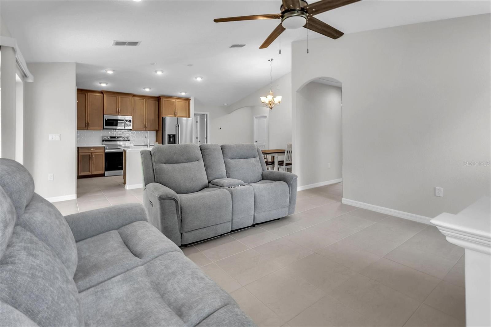 63 PRESIDENT LN, PALM COAST, FL, 32164