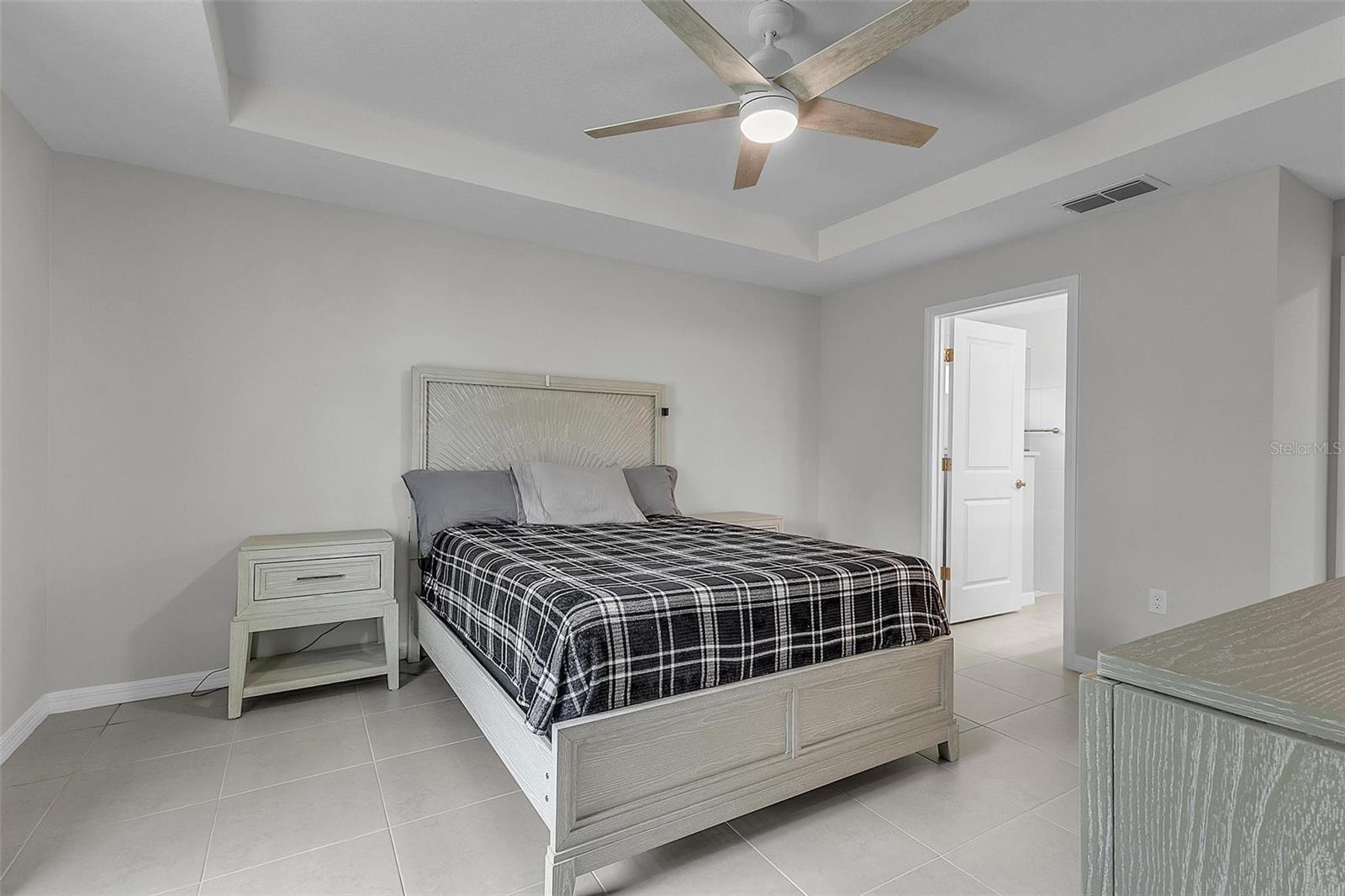 63 PRESIDENT LN, PALM COAST, FL, 32164