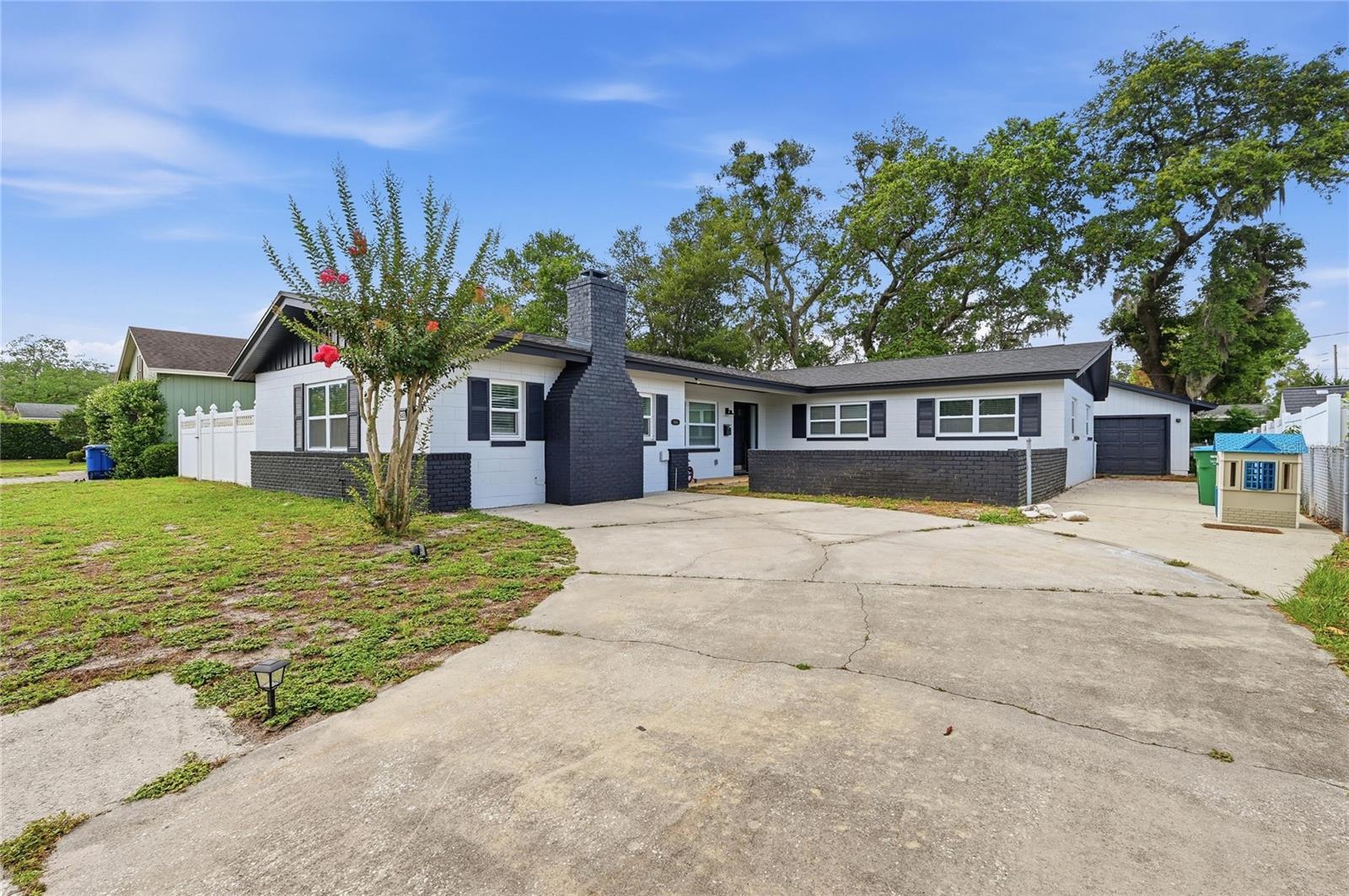 1946 STRATHAVEN RD, WINTER PARK, FL, 32792