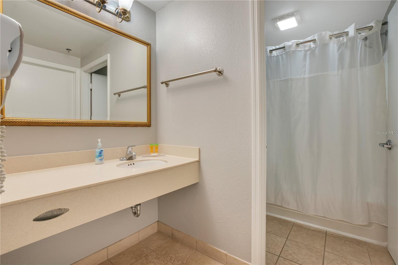 7601 CANADA AVE #433/435, ORLANDO, FL, 32819
