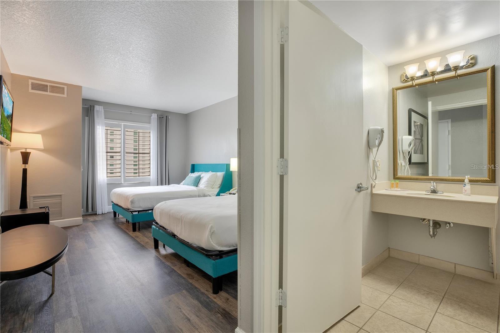7601 CANADA AVE #433/435, ORLANDO, FL, 32819