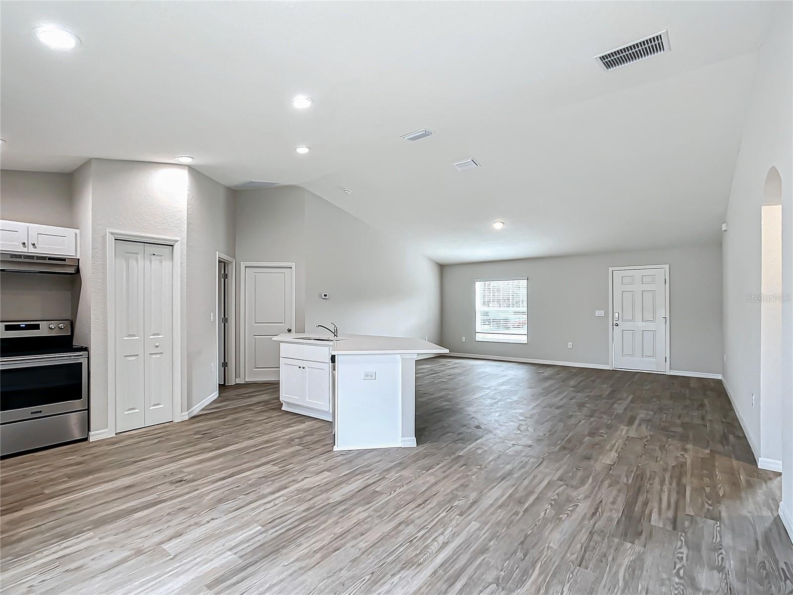 12063 SE 89TH AVE, BELLEVIEW, FL, 34420