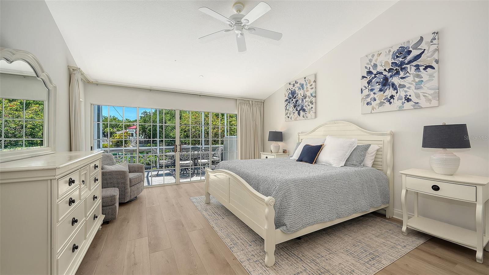 3460 WINDING OAKS DR #38, LONGBOAT KEY, FL, 34228