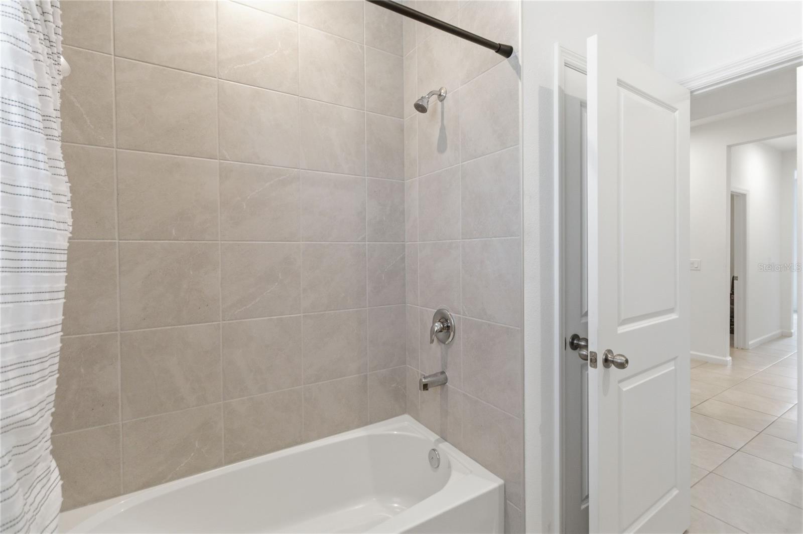 905 HONEY PETAL LN, DELAND, FL, 32720