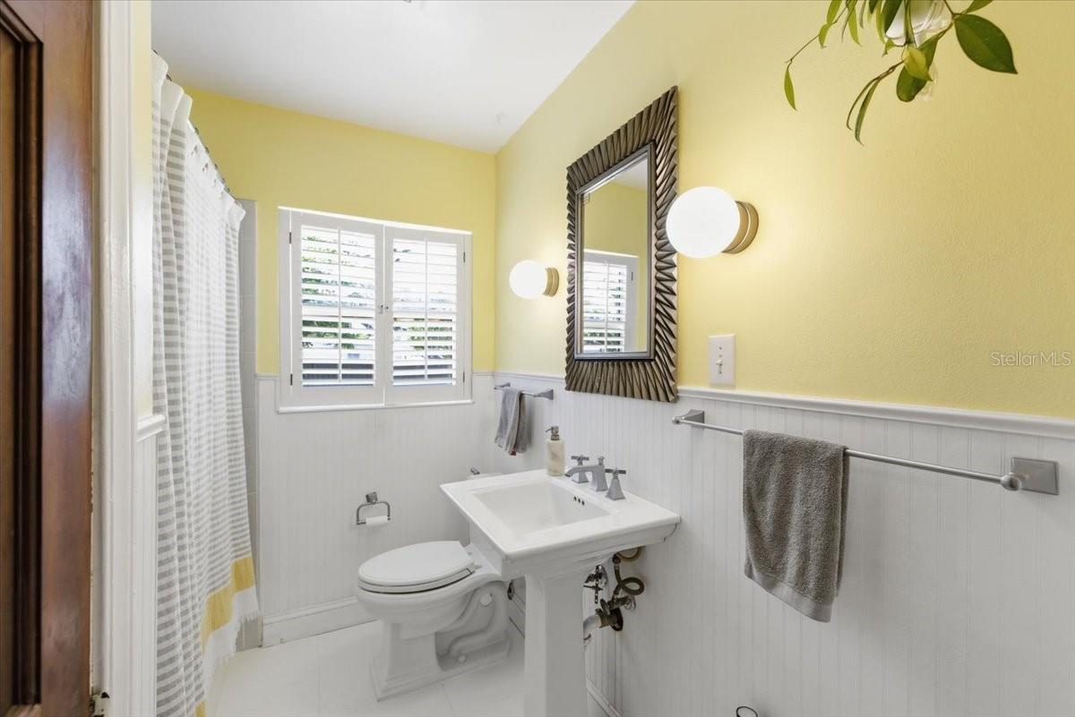 2411 COVINA WAY S, ST PETERSBURG, FL, 33712