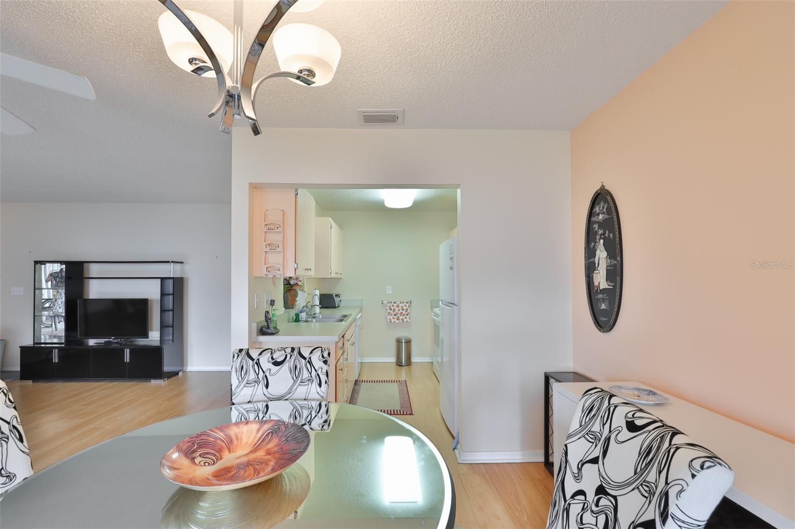 109 GLENDOWER CIR, SUN CITY CENTER, FL, 33573