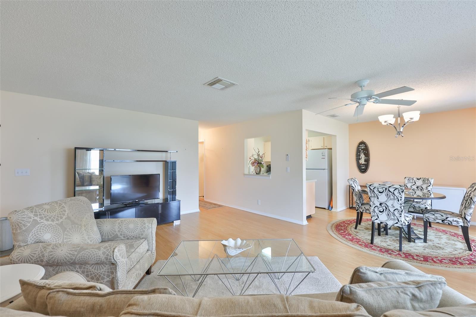 109 GLENDOWER CIR, SUN CITY CENTER, FL, 33573