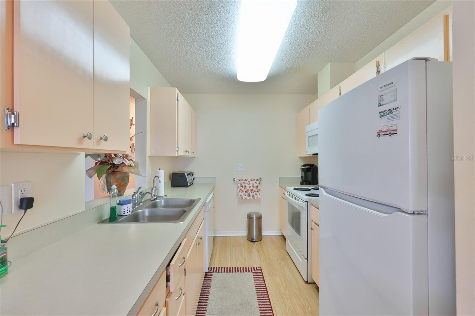 109 GLENDOWER CIR, SUN CITY CENTER, FL, 33573