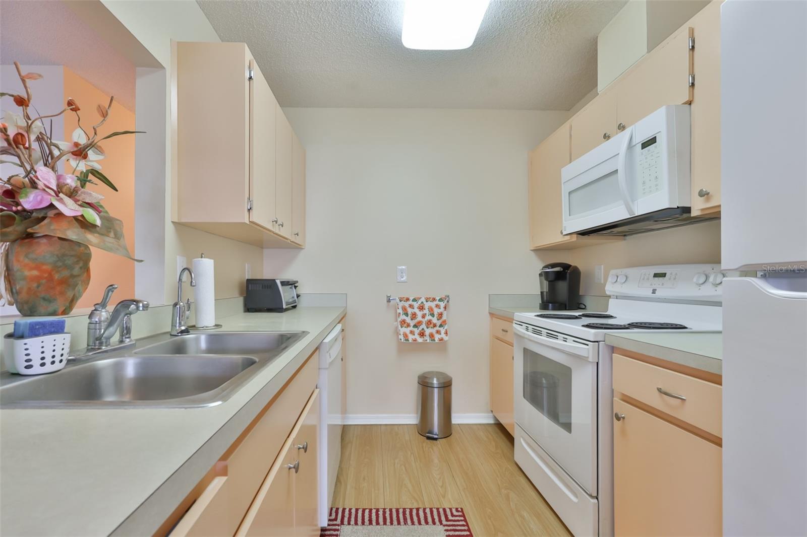109 GLENDOWER CIR, SUN CITY CENTER, FL, 33573
