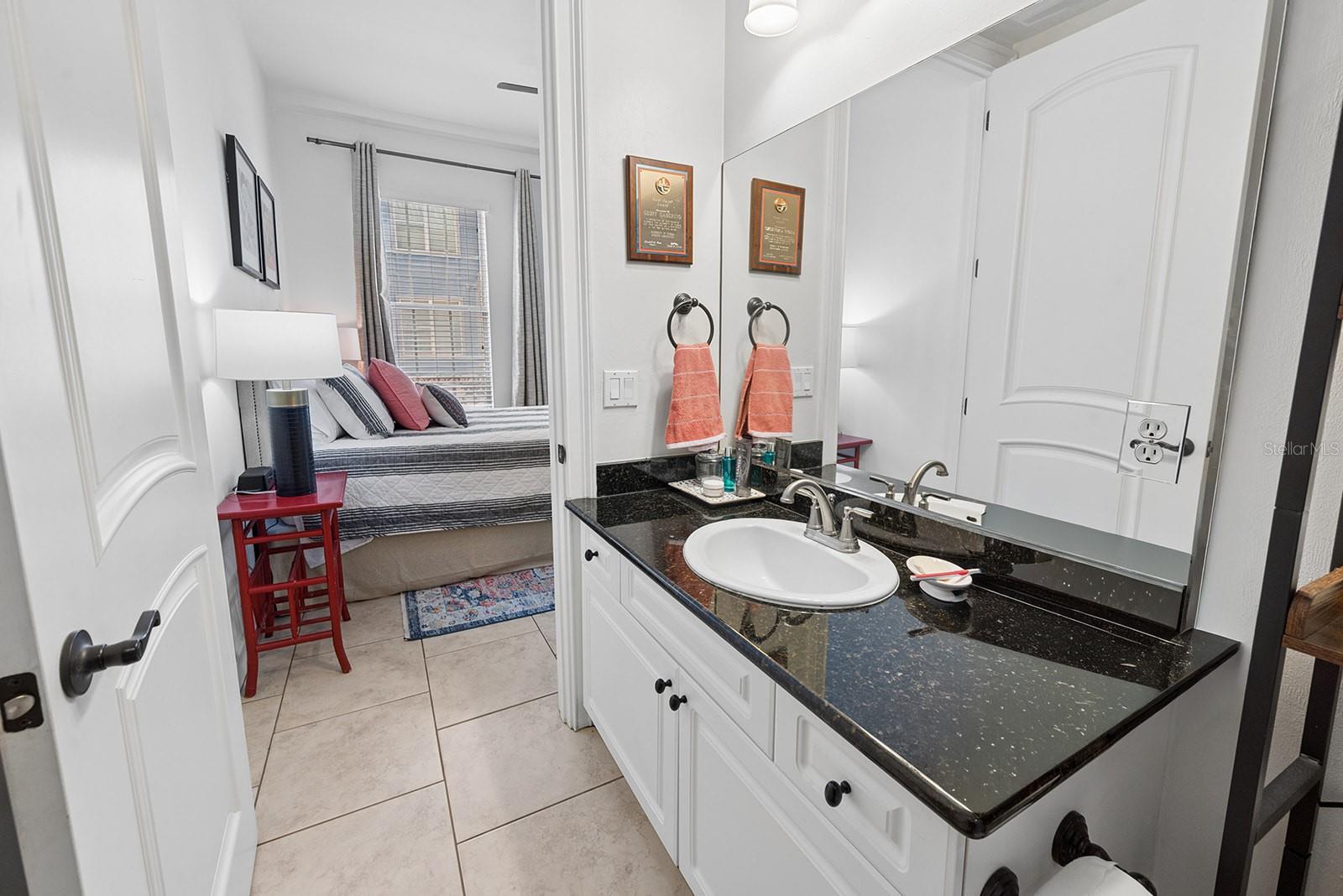 325 NW 14TH ST #205, GAINESVILLE, FL, 32603