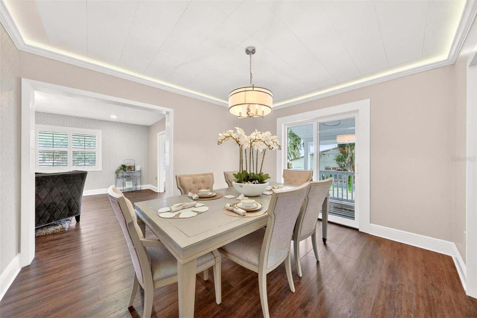 1099 GROVE AVE, MOUNT DORA, FL, 32757