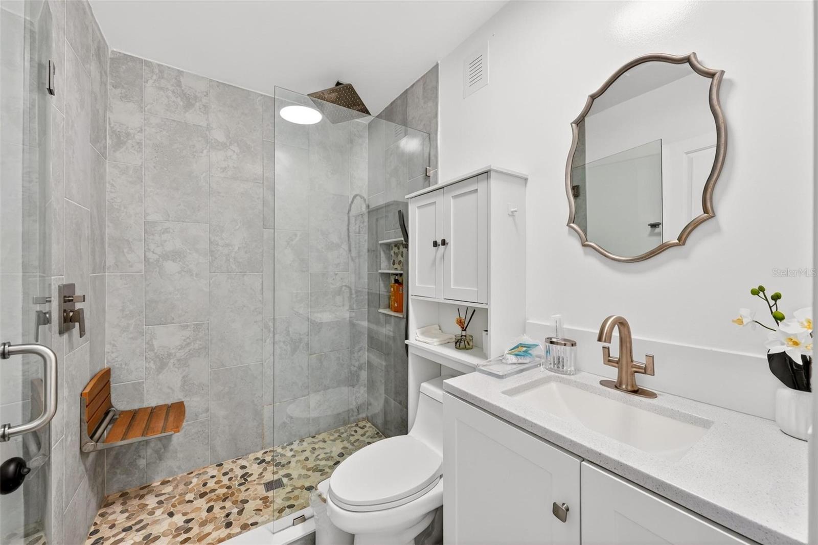 1099 GROVE AVE, MOUNT DORA, FL, 32757