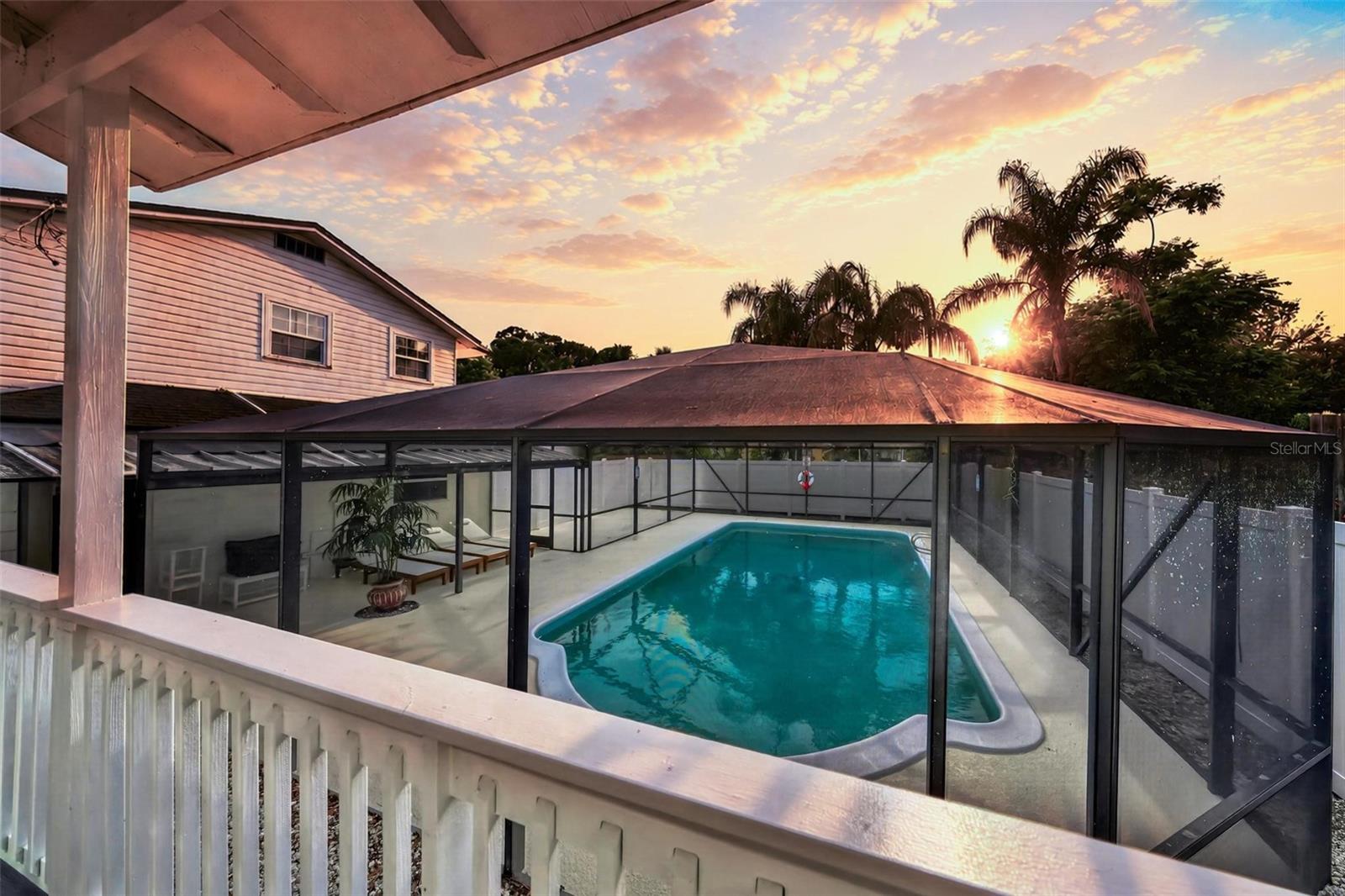 1099 GROVE AVE, MOUNT DORA, FL, 32757