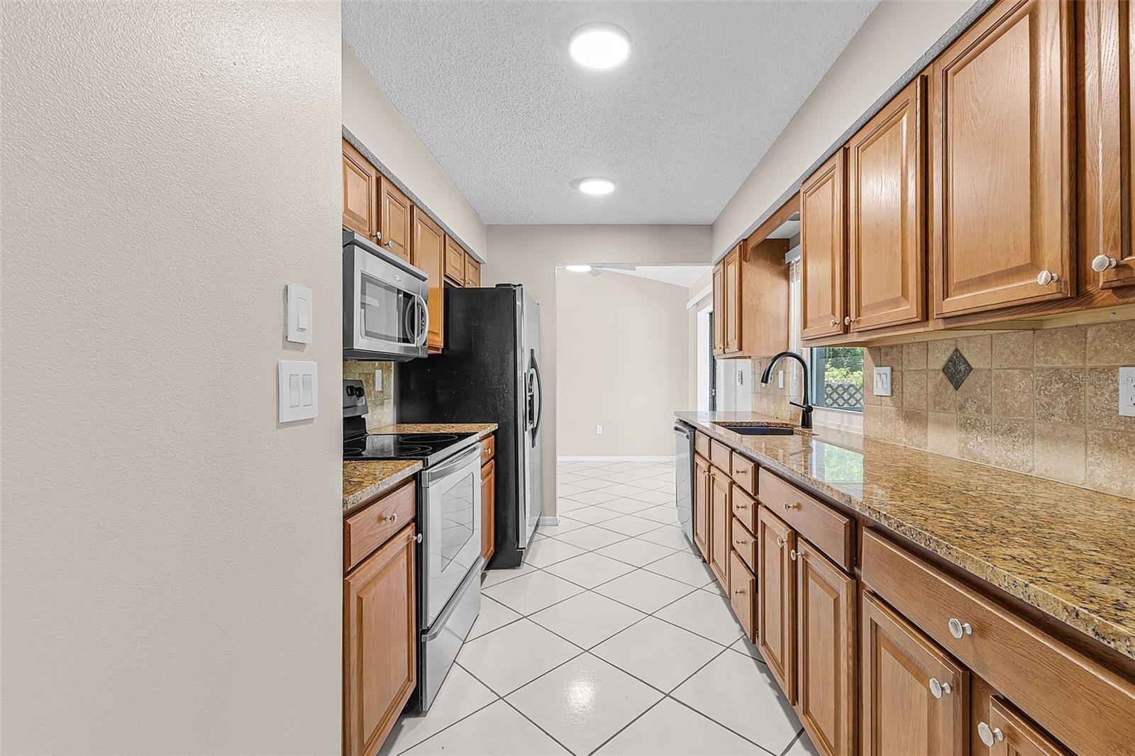 18271 TEMPLE AVE, PORT CHARLOTTE, FL, 33948