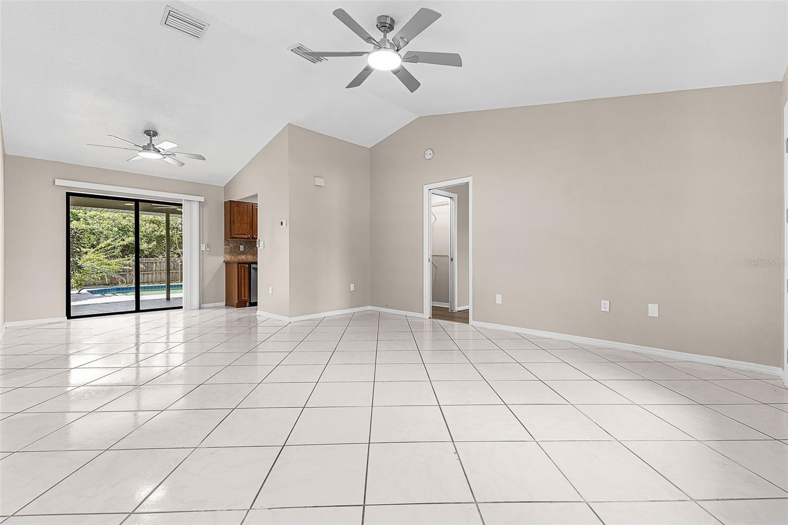 18271 TEMPLE AVE, PORT CHARLOTTE, FL, 33948