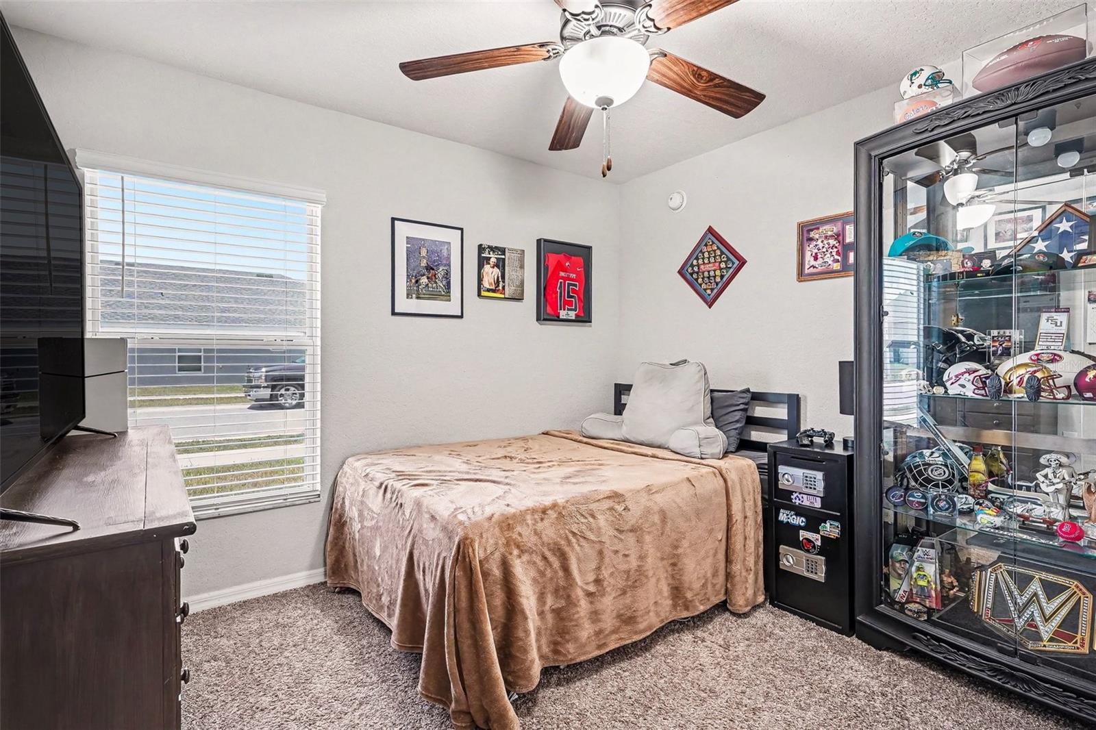647 LORIENT DR, EAGLE LAKE, FL, 33839