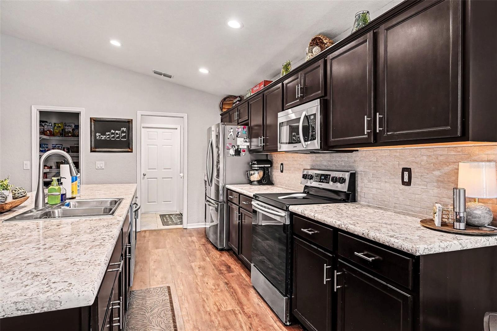 647 LORIENT DR, EAGLE LAKE, FL, 33839