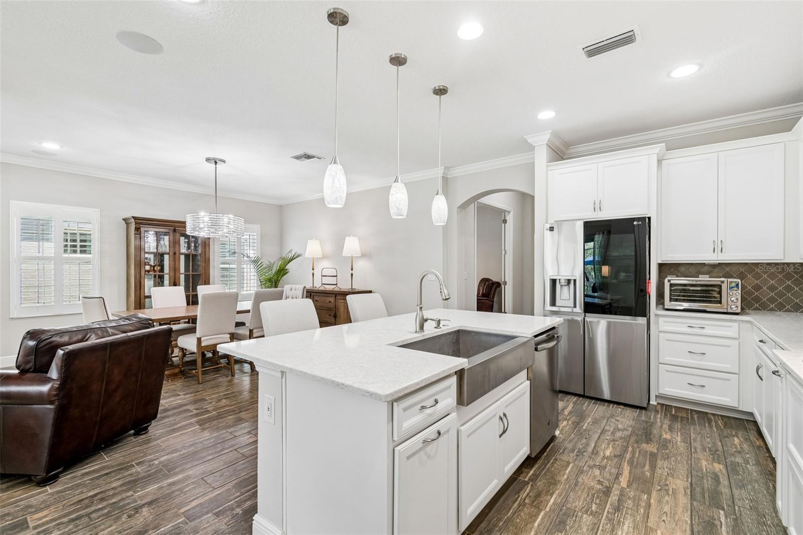 7426 SUNGOLD MEADOW CT, APOLLO BEACH, FL, 33572