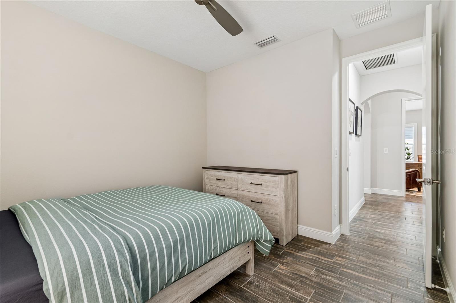 7426 SUNGOLD MEADOW CT, APOLLO BEACH, FL, 33572
