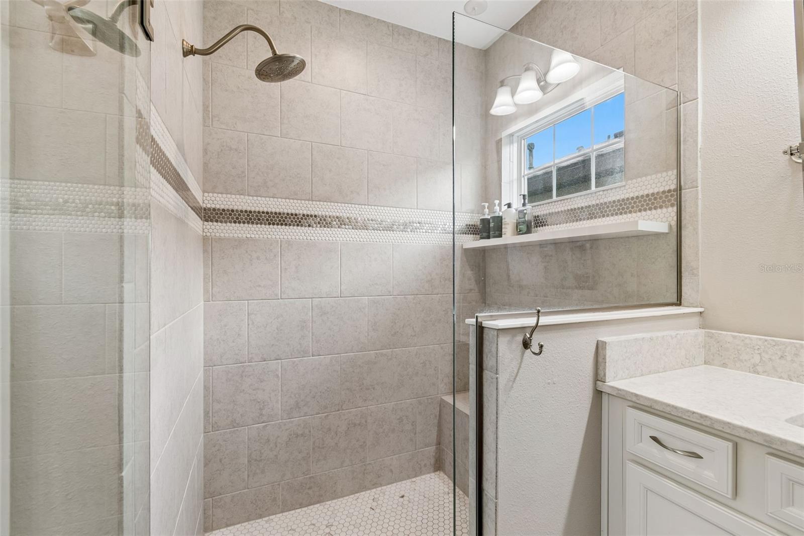 7426 SUNGOLD MEADOW CT, APOLLO BEACH, FL, 33572