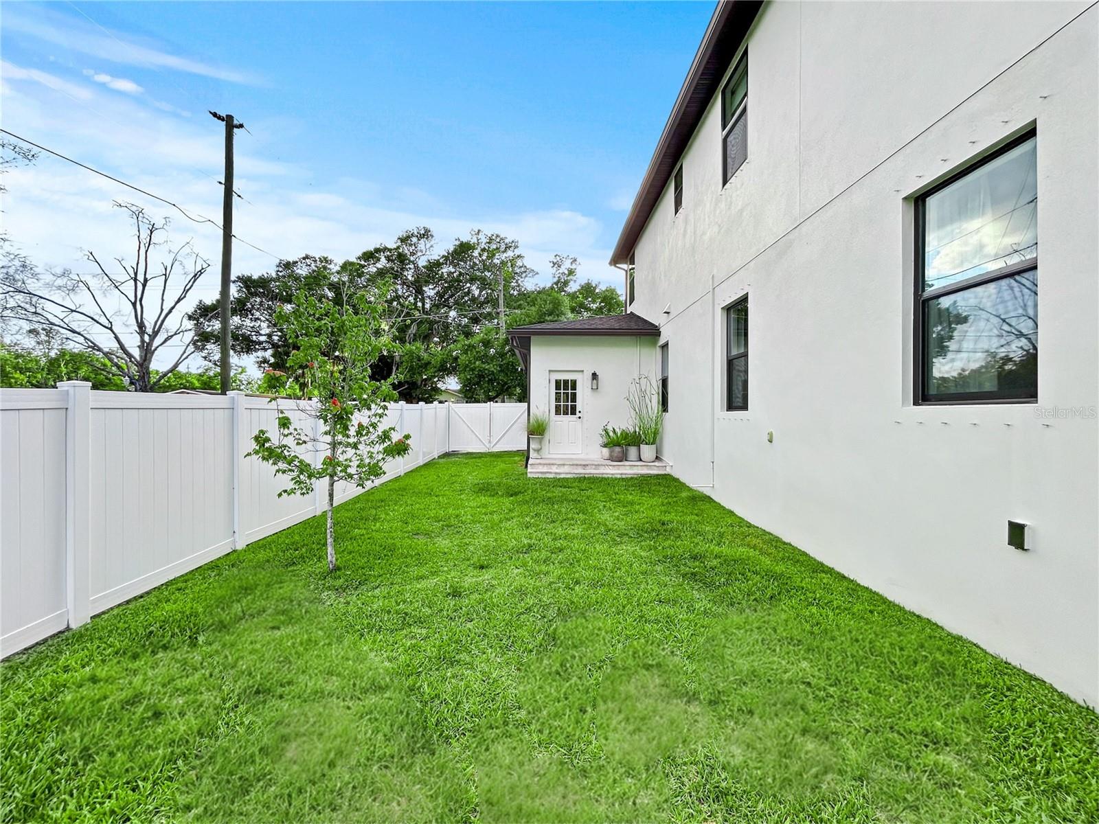 12207 MARJORY AVE, TAMPA, FL, 33612