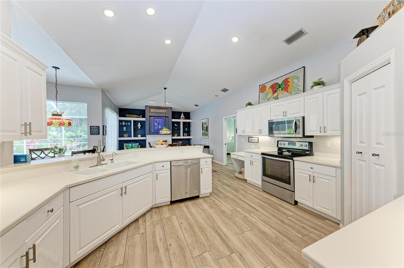 4471 MCINTOSH LAKE AVE, SARASOTA, FL, 34233