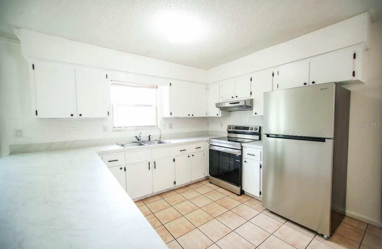 606 WATER RD, OCALA, FL, 34472