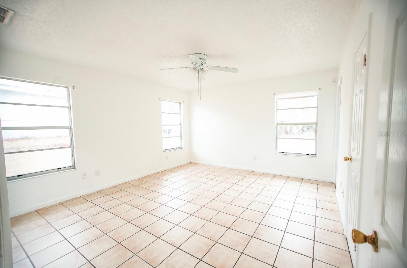 606 WATER RD, OCALA, FL, 34472