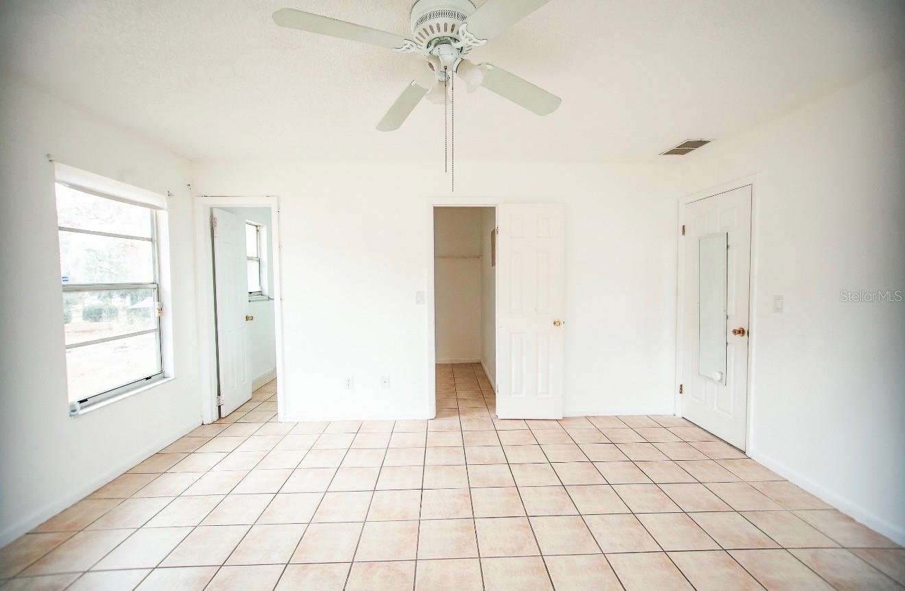 606 WATER RD, OCALA, FL, 34472