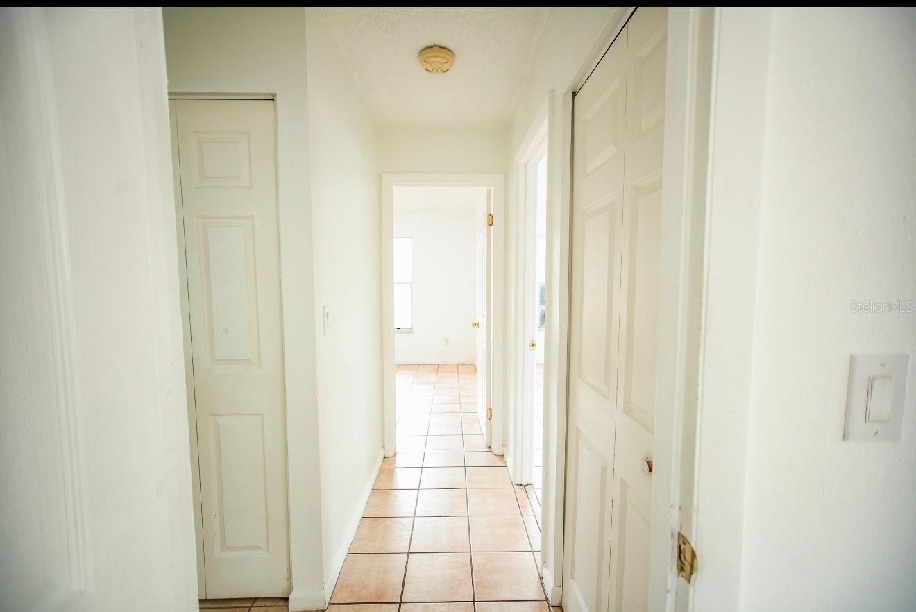 606 WATER RD, OCALA, FL, 34472