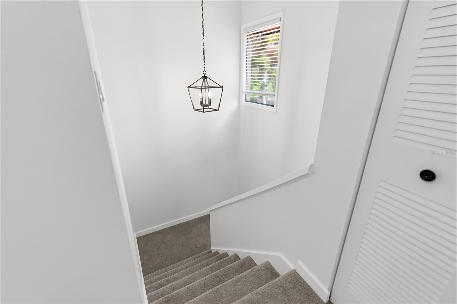2060 SUNSET POINT RD #52, CLEARWATER, FL, 33765