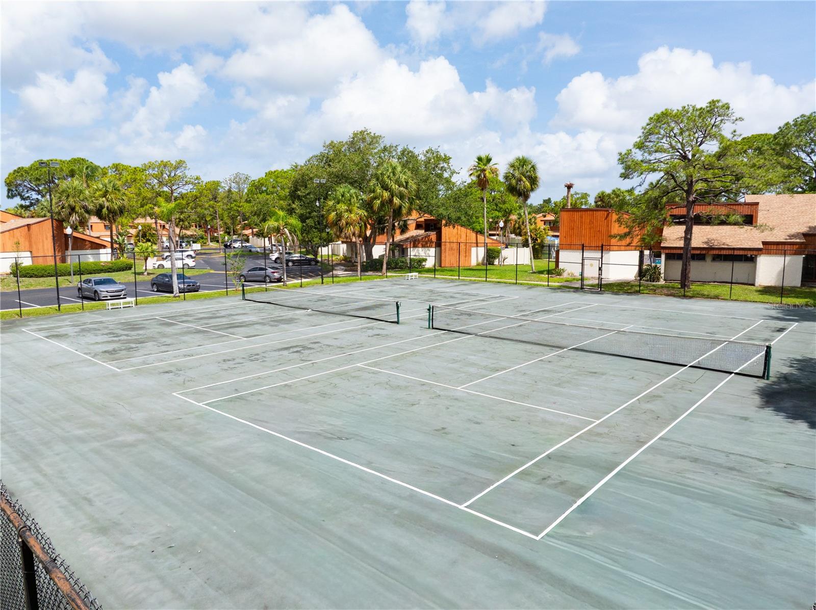 2060 SUNSET POINT RD #52, CLEARWATER, FL, 33765