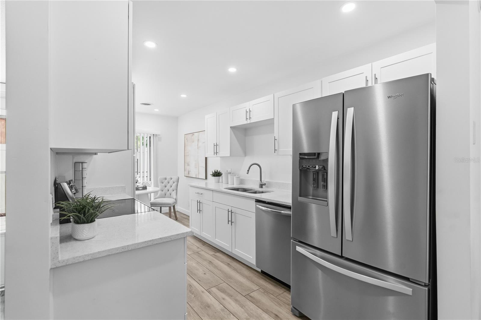 2060 SUNSET POINT RD #52, CLEARWATER, FL, 33765