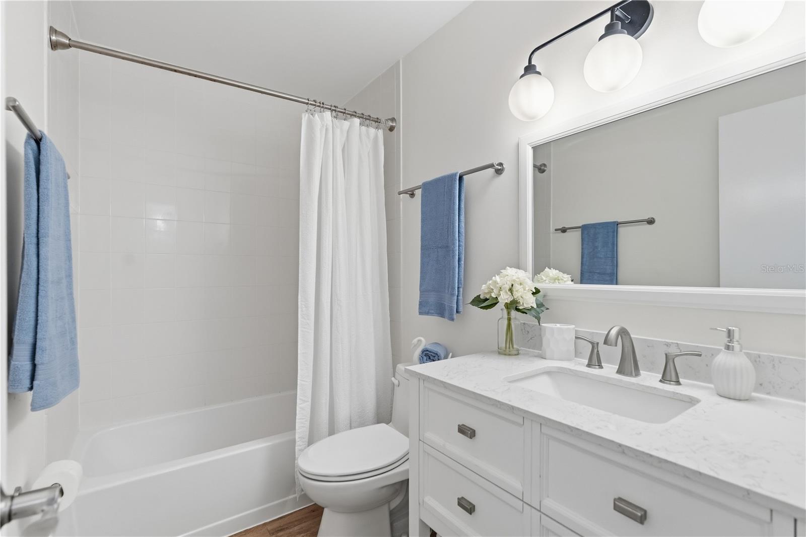 2060 SUNSET POINT RD #52, CLEARWATER, FL, 33765
