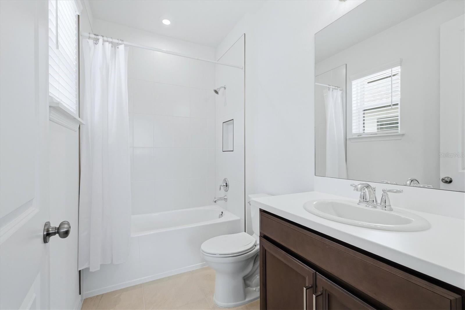 8212 SHOOTING STAR RD, SARASOTA, FL, 34241