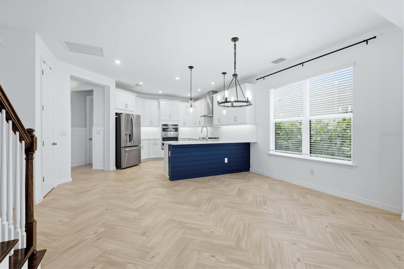 8212 SHOOTING STAR RD, SARASOTA, FL, 34241