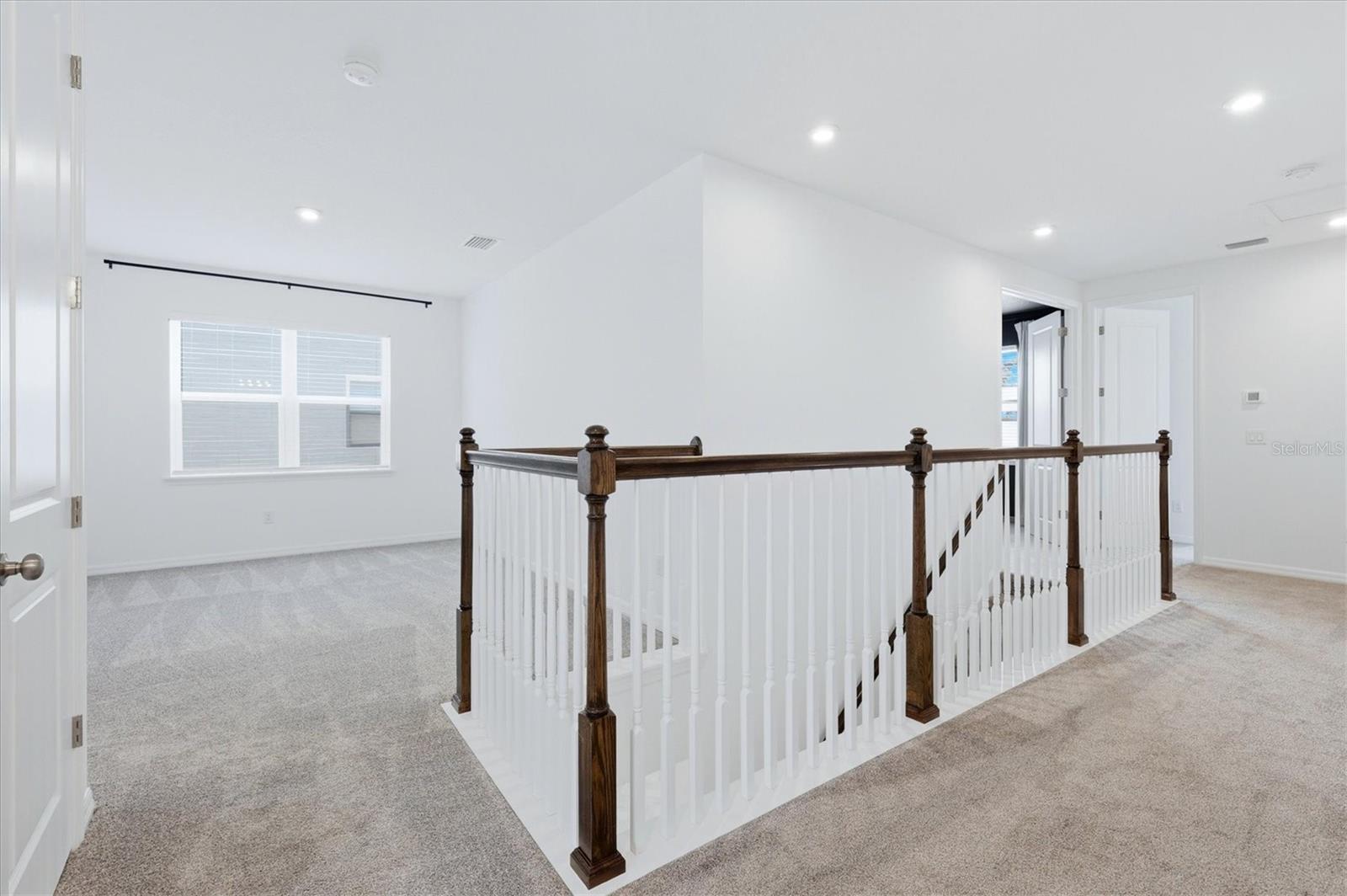 8212 SHOOTING STAR RD, SARASOTA, FL, 34241