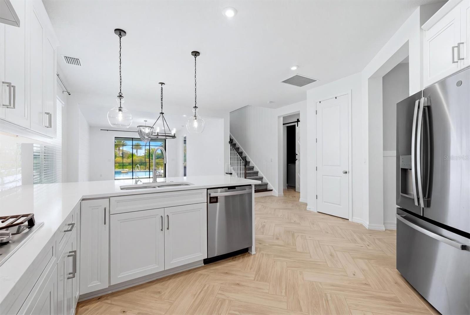 8212 SHOOTING STAR RD, SARASOTA, FL, 34241