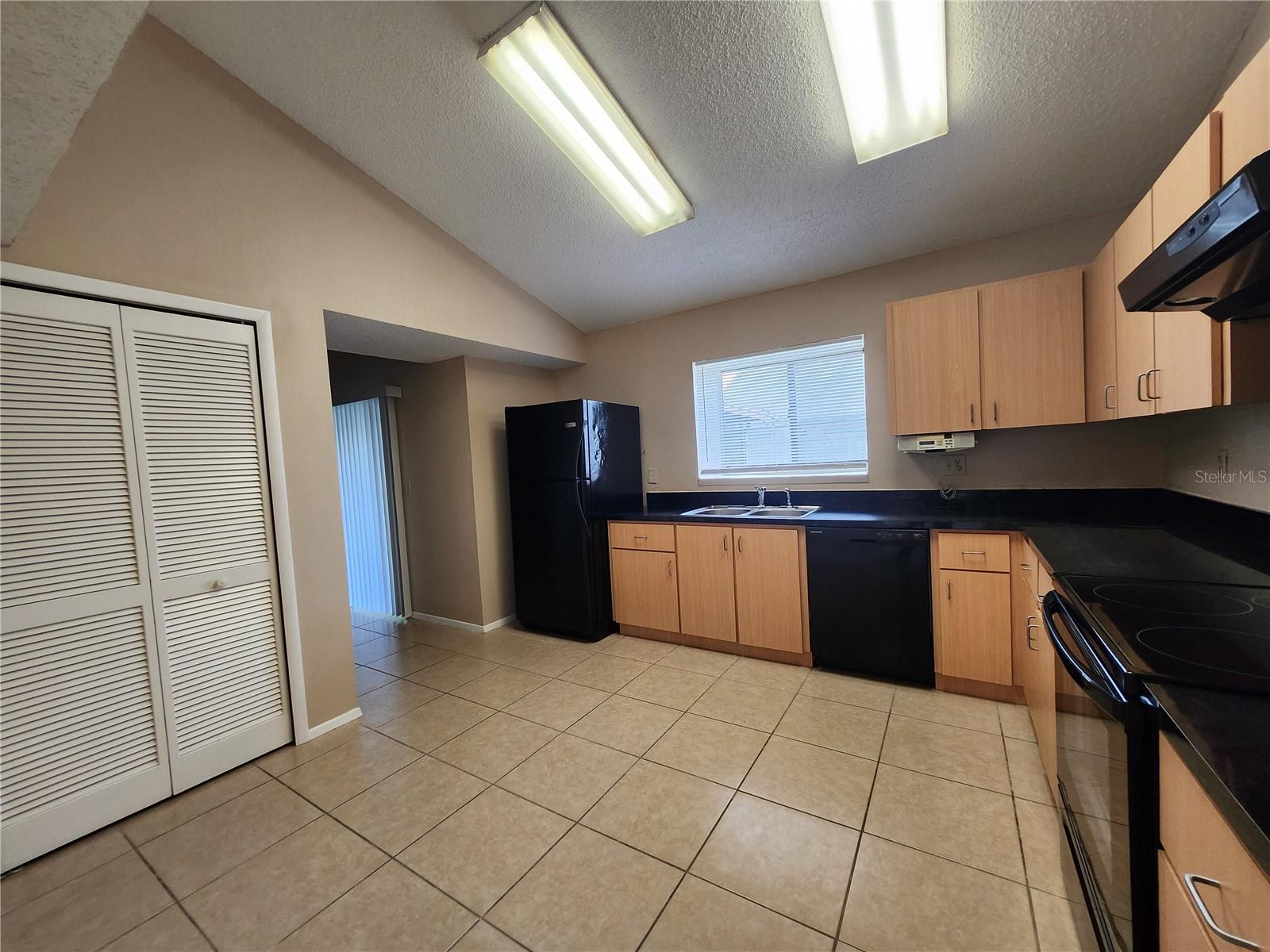 1904 FIRETHORN CT, BRANDON, FL, 33511