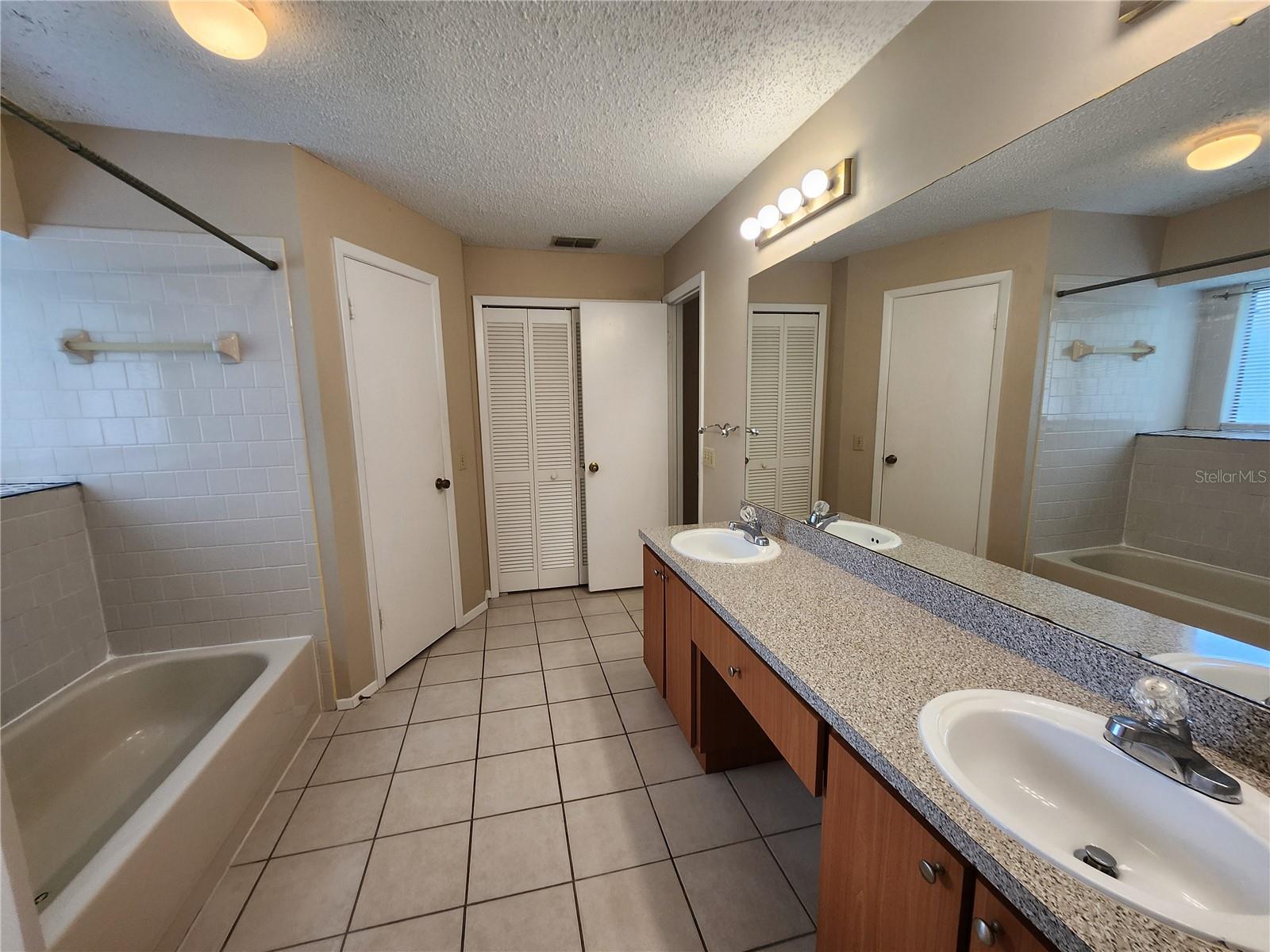 1904 FIRETHORN CT, BRANDON, FL, 33511