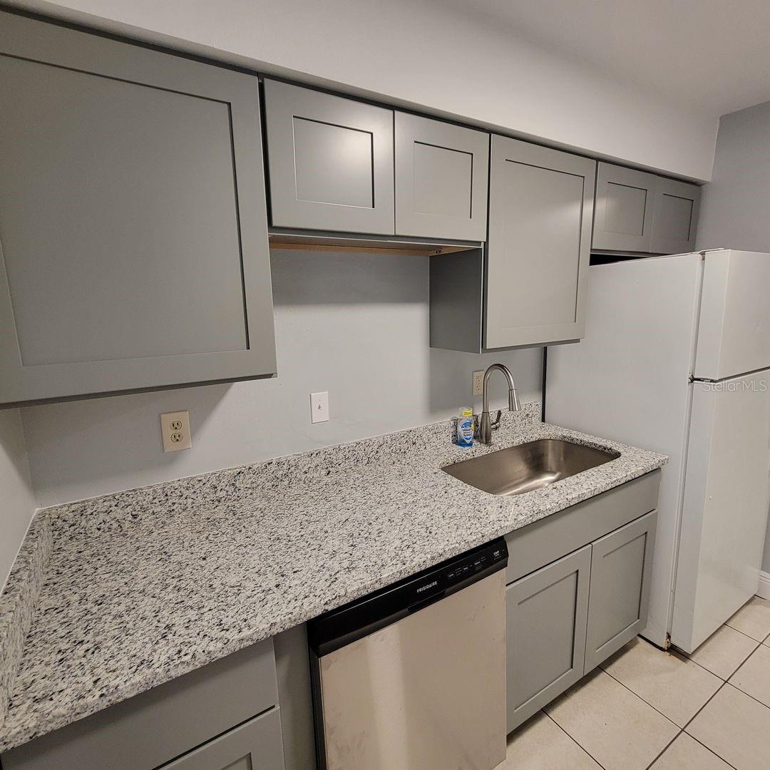 784 E ANDERSON RD, GROVELAND, FL, 34736