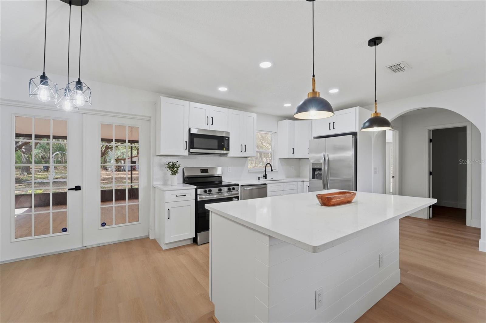 1918 SYDNEY RD, VALRICO, FL, 33594