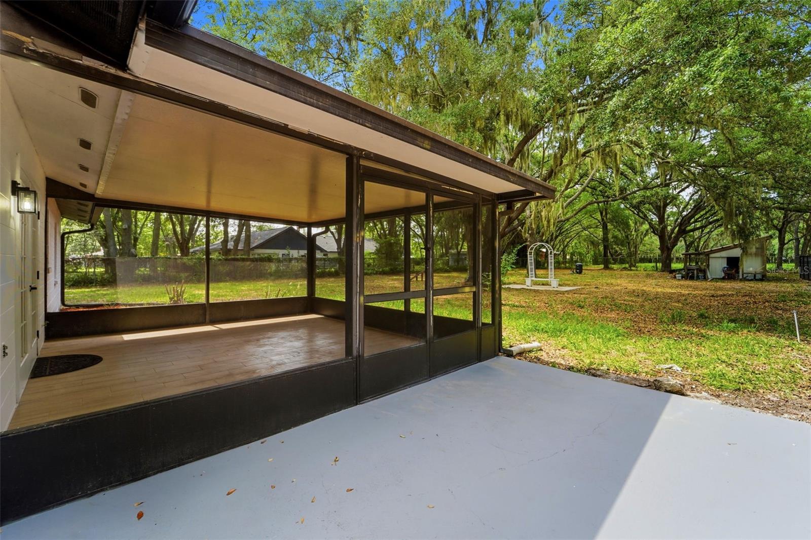 1918 SYDNEY RD, VALRICO, FL, 33594