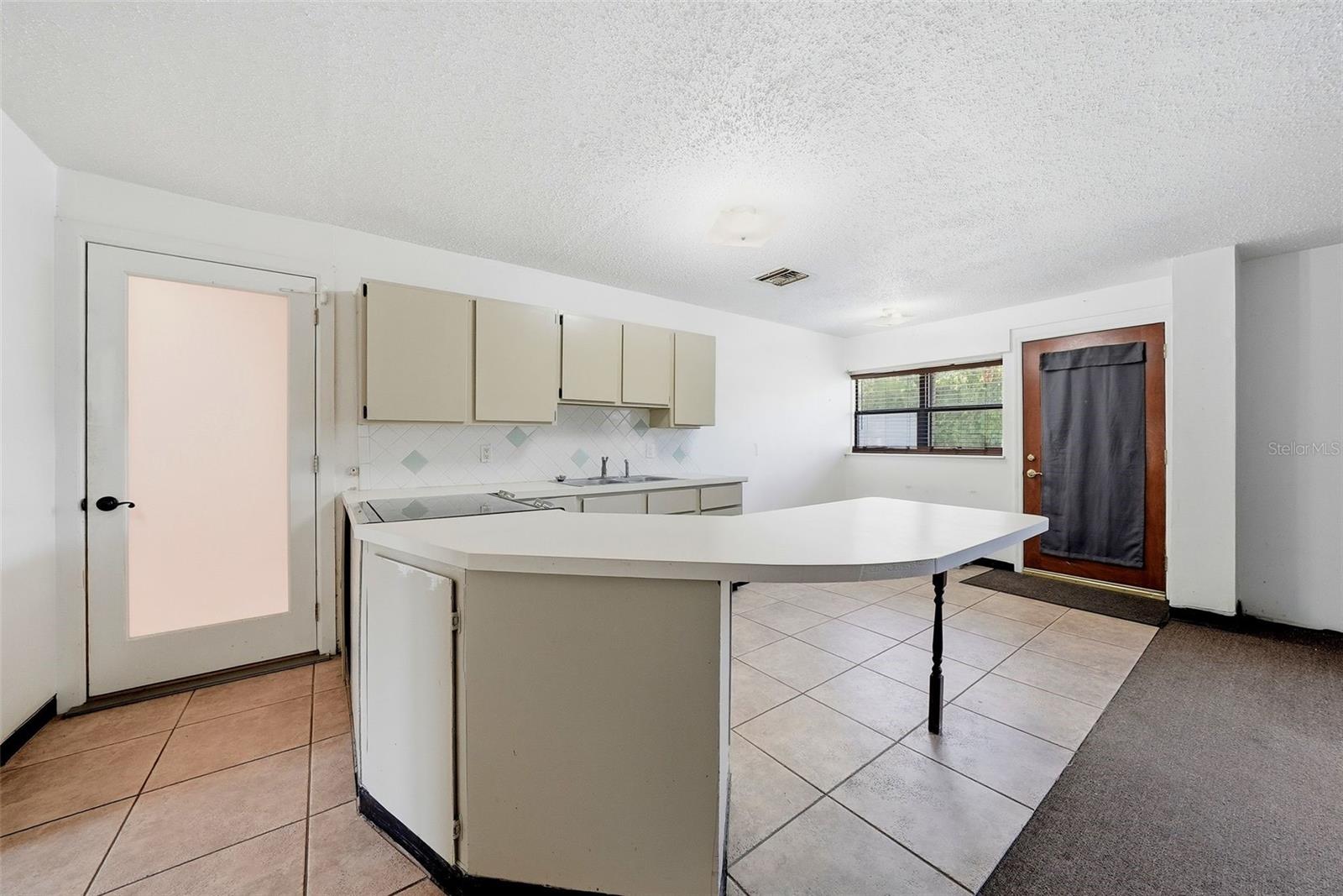 3133 BAY LN, CLEARWATER, FL, 33759
