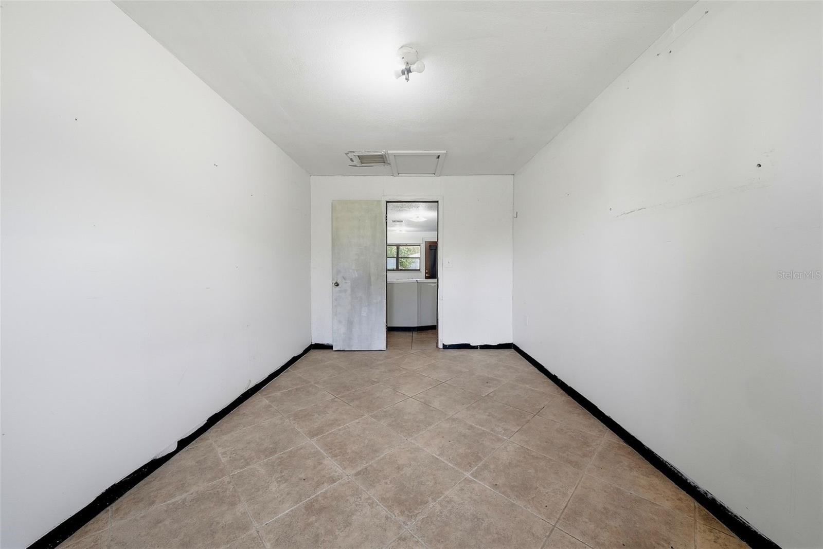 3133 BAY LN, CLEARWATER, FL, 33759