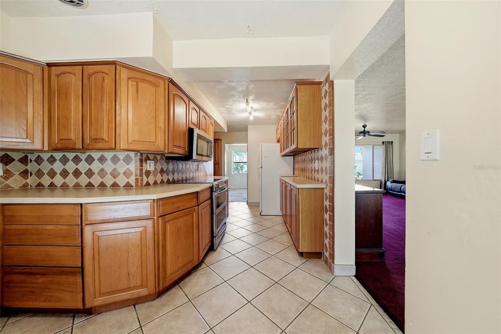 3133 BAY LN, CLEARWATER, FL, 33759