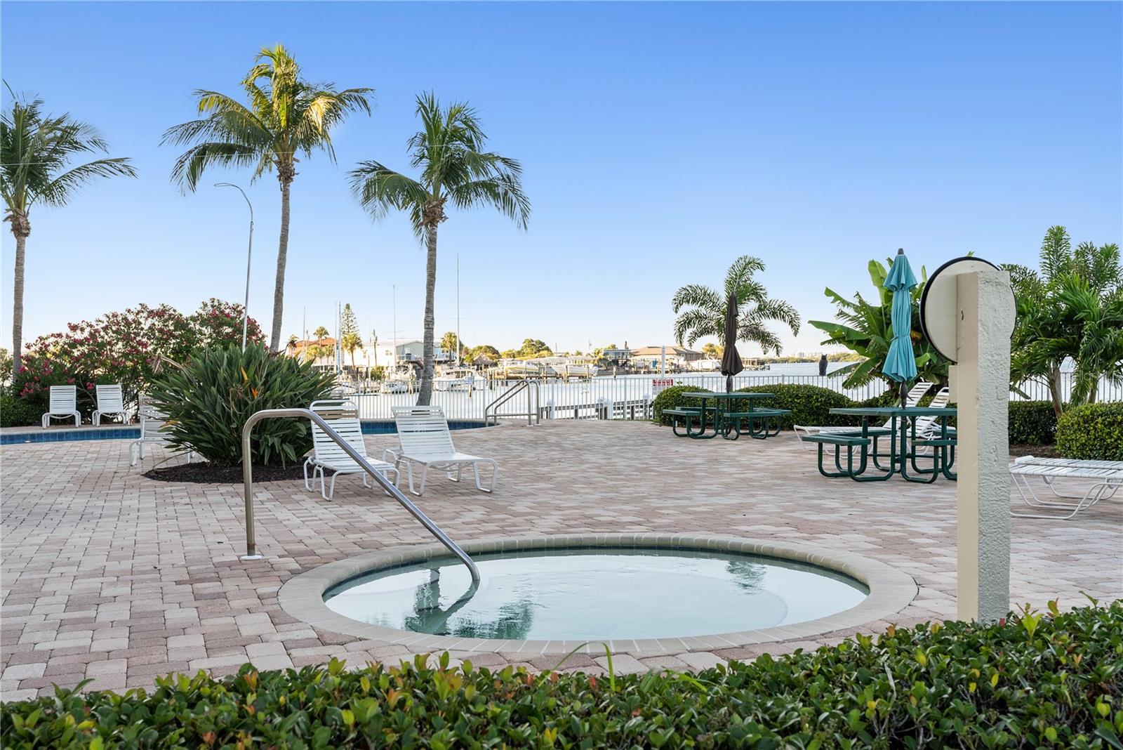8800 BAY PINES BLVD #102, ST PETERSBURG, FL, 33709